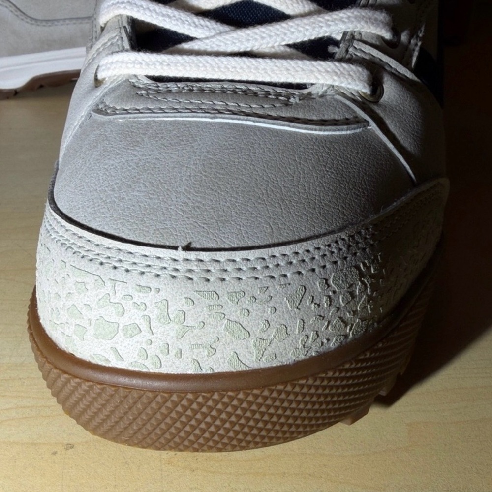 Vans Invado Pro Snowboard Boots - Picture 8 of 16
